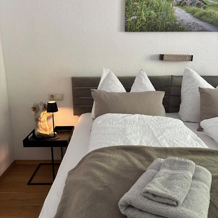 Lechtaler Alpenblick Landeck - Privatzimmer & Ferienwohnung Buitenkant foto