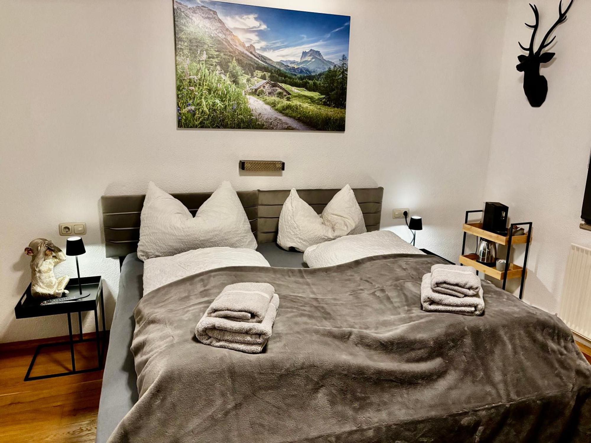 Lechtaler Alpenblick Landeck - Privatzimmer & Ferienwohnung Buitenkant foto