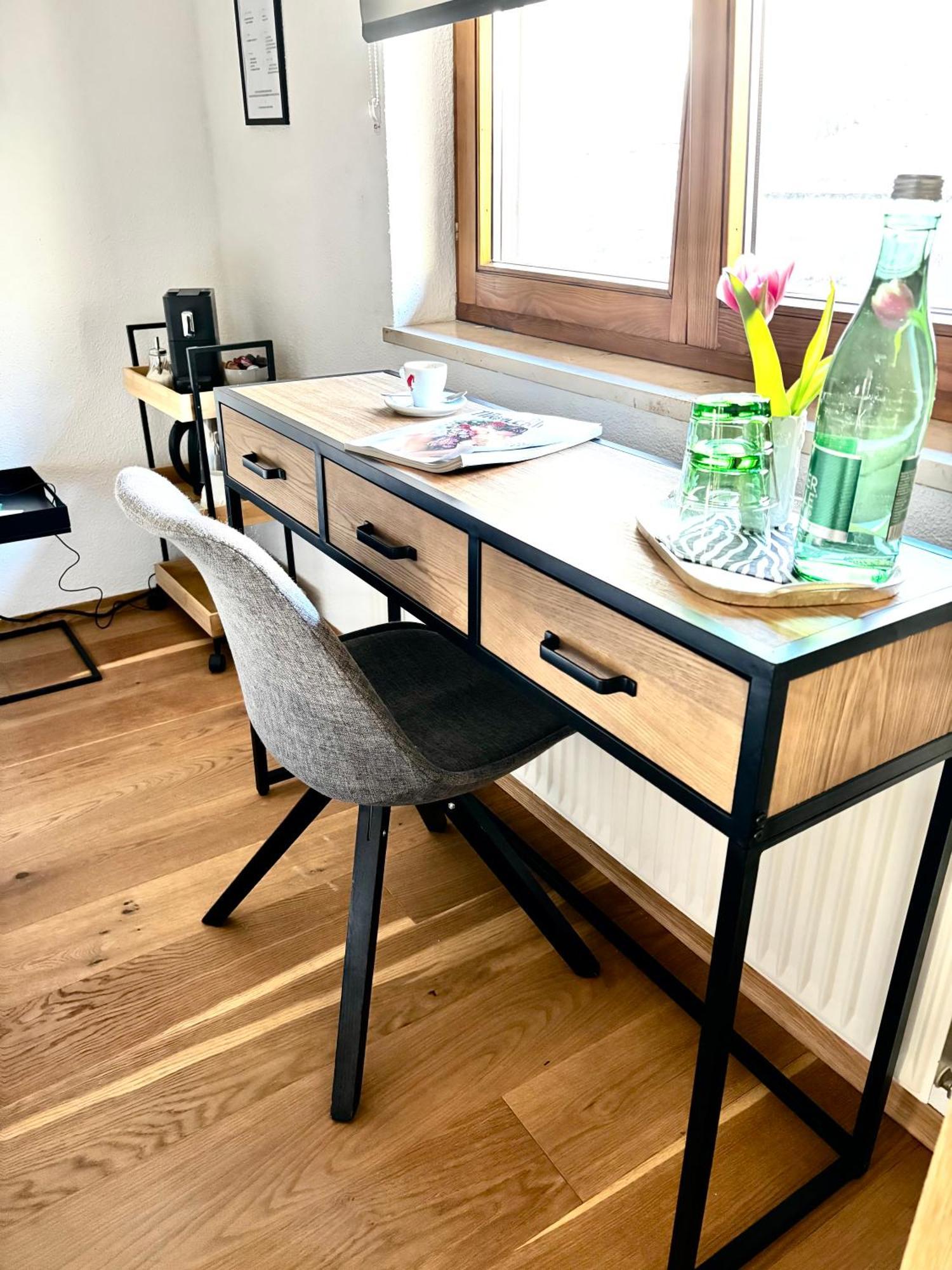 Lechtaler Alpenblick Landeck - Privatzimmer & Ferienwohnung Buitenkant foto