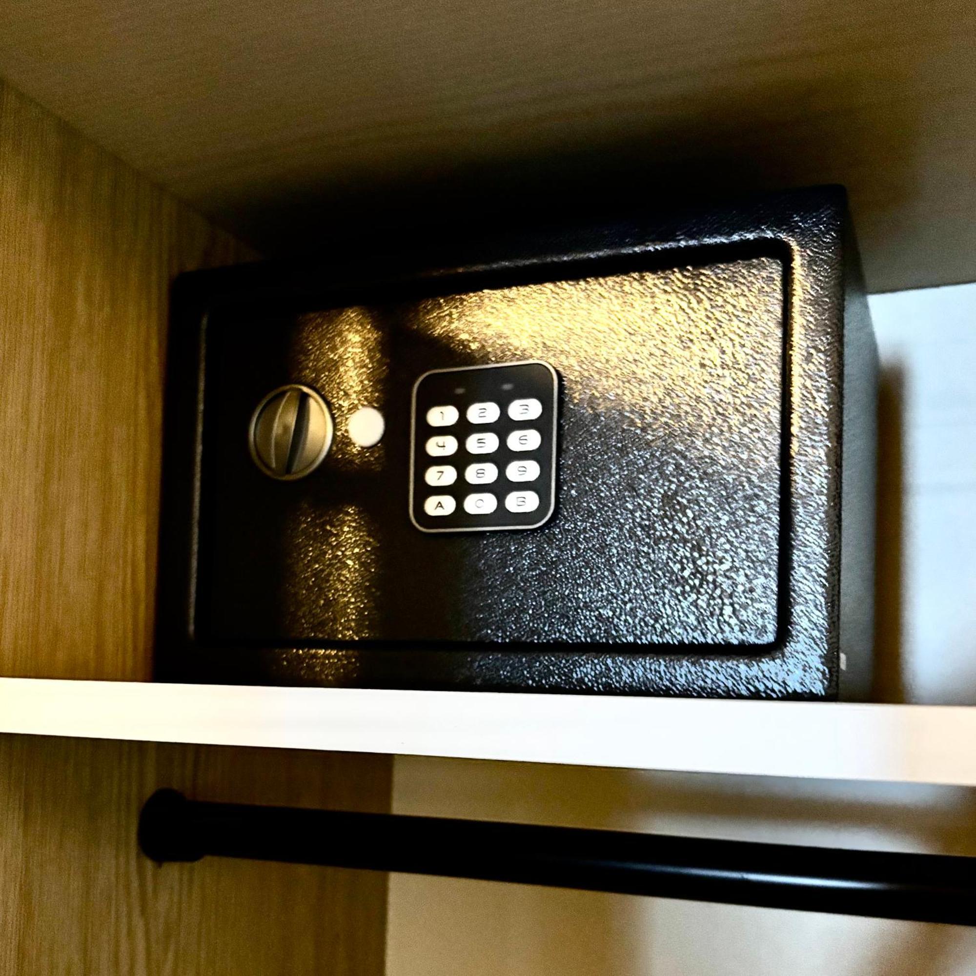 Lechtaler Alpenblick Landeck - Privatzimmer & Ferienwohnung Buitenkant foto