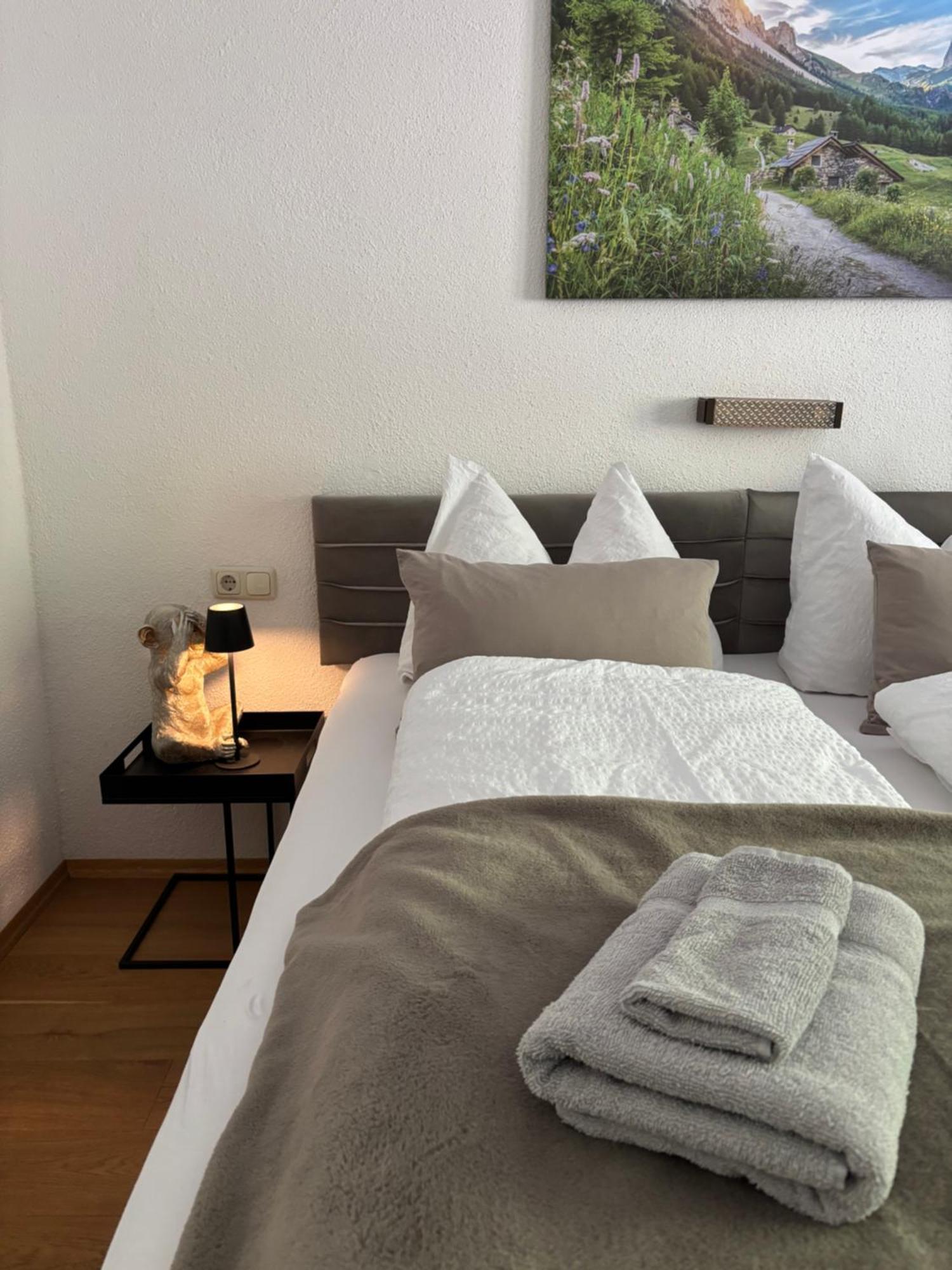 Lechtaler Alpenblick Landeck - Privatzimmer & Ferienwohnung Buitenkant foto
